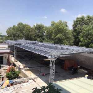 mái xếp sân vướn