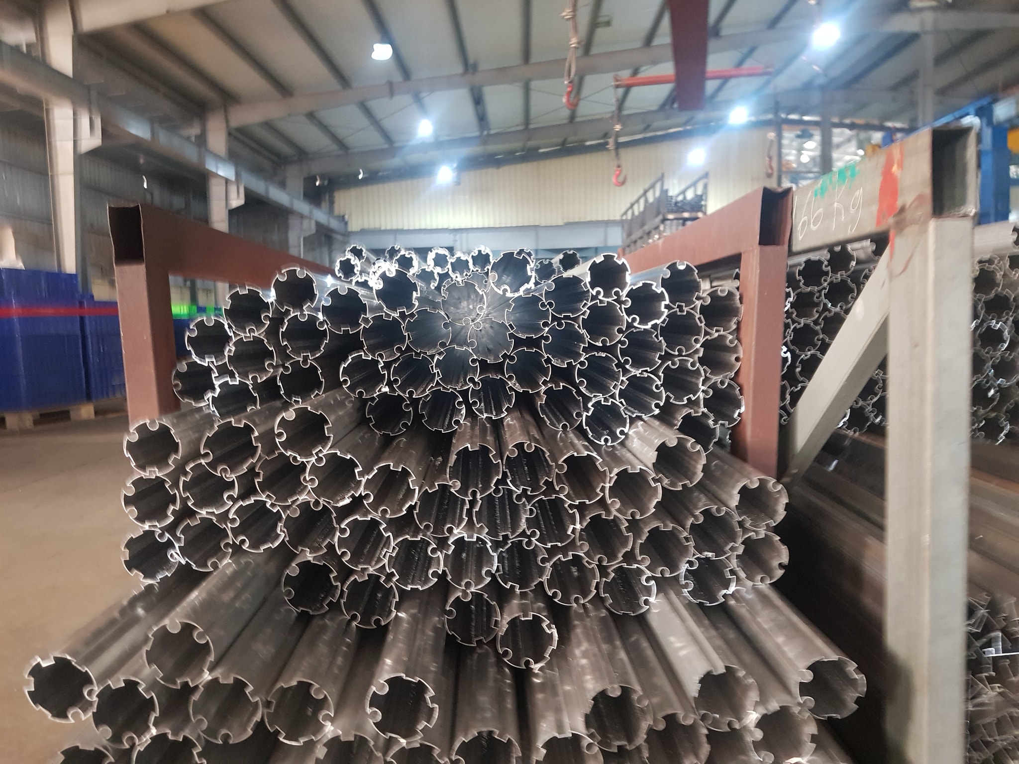 ống nhôm mái hiên giá rẻ